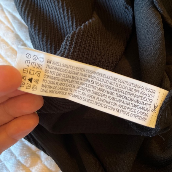 WEDNESDAY ADDAMS Size 1X Gothic Costume Black Dress White Collar Forever 21 NEW - Picture 15 of 15